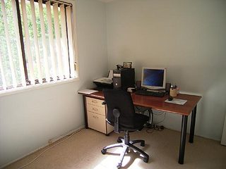 Bed 4 (2005-11-24)