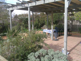 Patio 2 (2007-06-18)