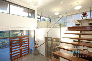 Foyer (2013-08-08)