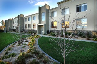 Main (2008-04-02)