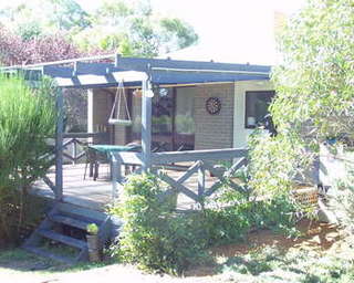 Backyard (2002-03-20)