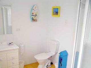 Bathroom (2005-09-08)