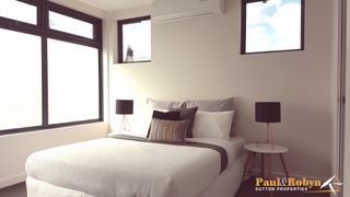 Bedroom (2015-08-16)