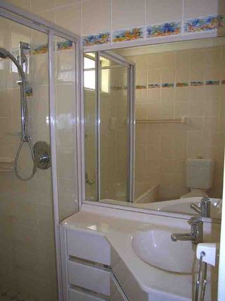 Bathroom (2006-02-14)