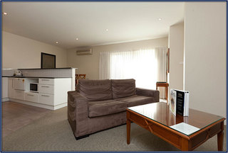 Lounge Room to Kitchen (2011-06-28)
