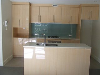 Kitchen (2010-04-29)