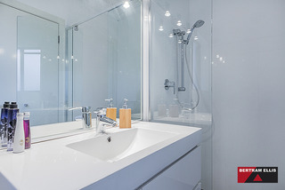 Ensuite (2015-08-26)