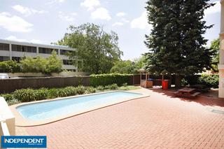 Pool (2011-11-02)