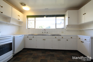 Kitchen (2014-08-21)