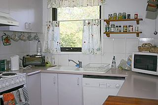 Kitchen (2004-11-24)