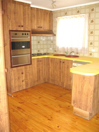 Kitchen (2004-04-01)