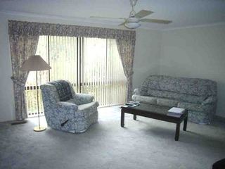 Lounge (2007-04-26)