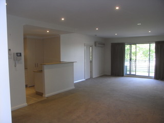 Living Room (2011-03-02)
