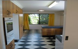 Kitchen (2004-04-06)