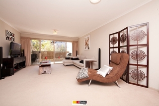 Living Room (2012-04-13)