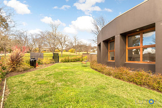 Front Garden (2015-08-19)