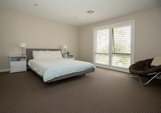 Bedroom 1 (2013-12-09)