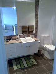 Bathroom (2013-07-28)