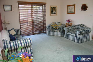 Lounge (2006-10-31)
