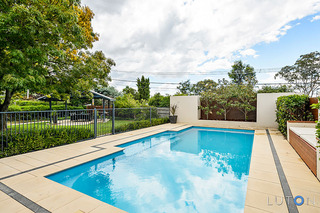Pool to Garden (2016-02-03)