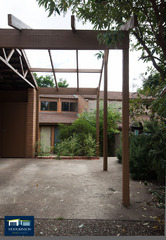 Carport & Parking Bay (2012-01-04)