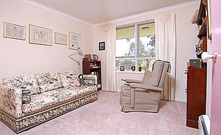 Bed 3 (2004-03-11)