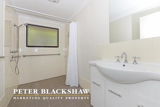 Bathroom (2014-10-07)