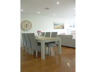 Dining area (2017-11-06)