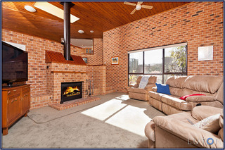 Lounge room (2012-05-31)