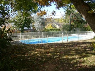 Pool (2011-05-20)