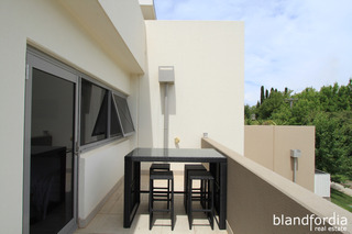 Balcony (2013-01-16)