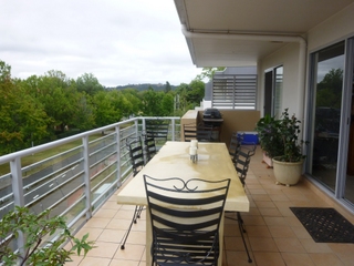Balcony (2011-03-11)