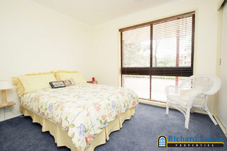 Bed 2 (2005-11-25)