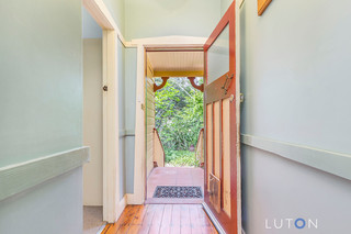 Entry Hall (2018-11-07)