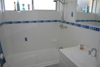 Bathroom (2004-02-23)