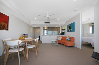 Dining Room (2015-06-05)
