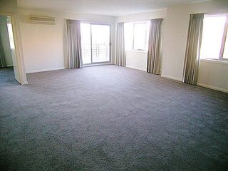 Living room (2006-06-28)