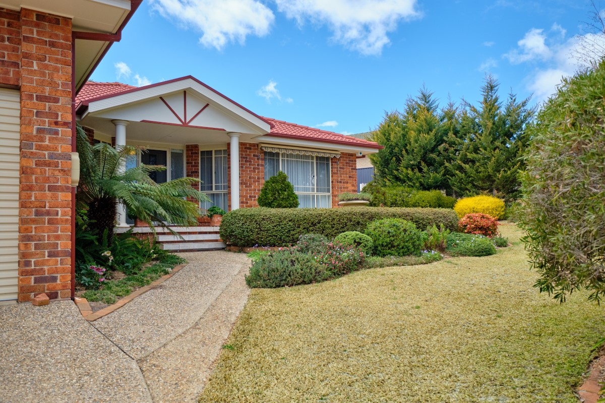 7 Uralba Court, Jerrabomberra NSW 2619 House for Sale Allhomes