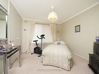 Bedroom (2007-03-01)