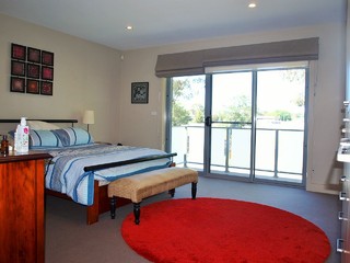 Bedroom One (2017-11-02)