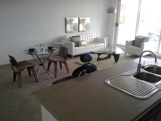 Living (2011-12-23)