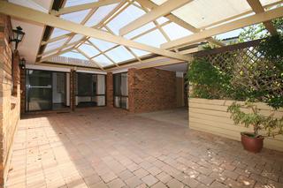 Patio (2009-04-20)