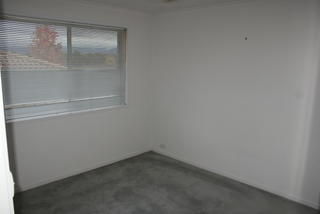 Bedroom (2013-05-31)