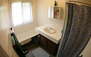 Bathroom (2003-11-07)