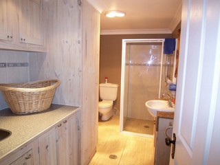 Bathroom (2008-09-19)