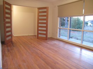 Lounge (2012-06-18)