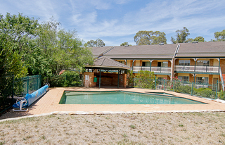 Pool (2015-09-25)
