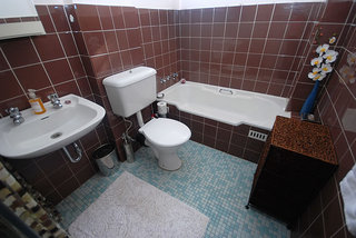 Bathroom (2008-09-29)