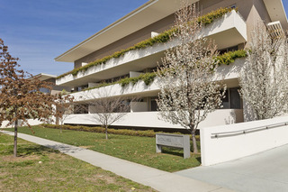 Front of Building (2013-09-18)