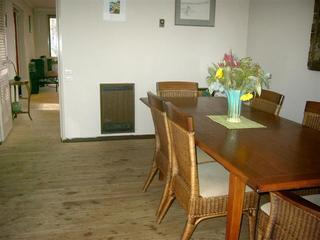 Family rm to Lounge (2006-07-25)